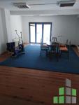 Se izdava prazen kancelariski prostor vo Skopje, Debar Maalo so povrshina od 150 m2.
 Ekstra:
 Cena: 450 EUR